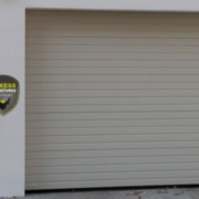 Article 105 : Porte de garage : sécurité, confort et style avec Axxess Fermetures