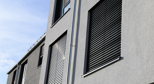 Article 73 : Installation de volets roulants, faites le choix du confort avec Axxess Fermetures