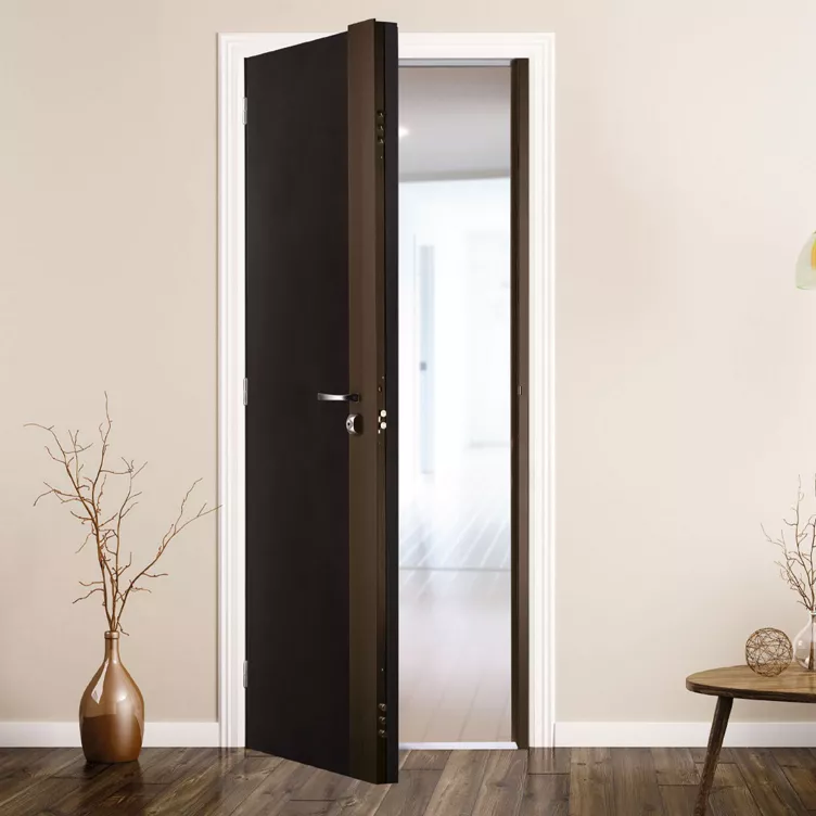 Serrure multipoints Fichet Alicea SP installée sur une porte intérieure